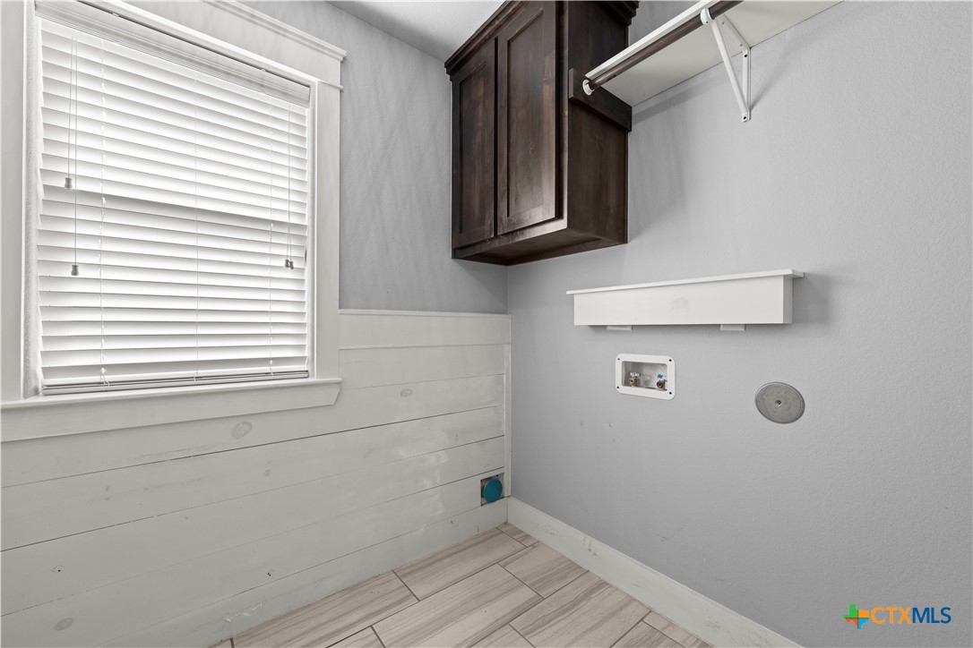 2737 Paisley Drive Property Photo 18