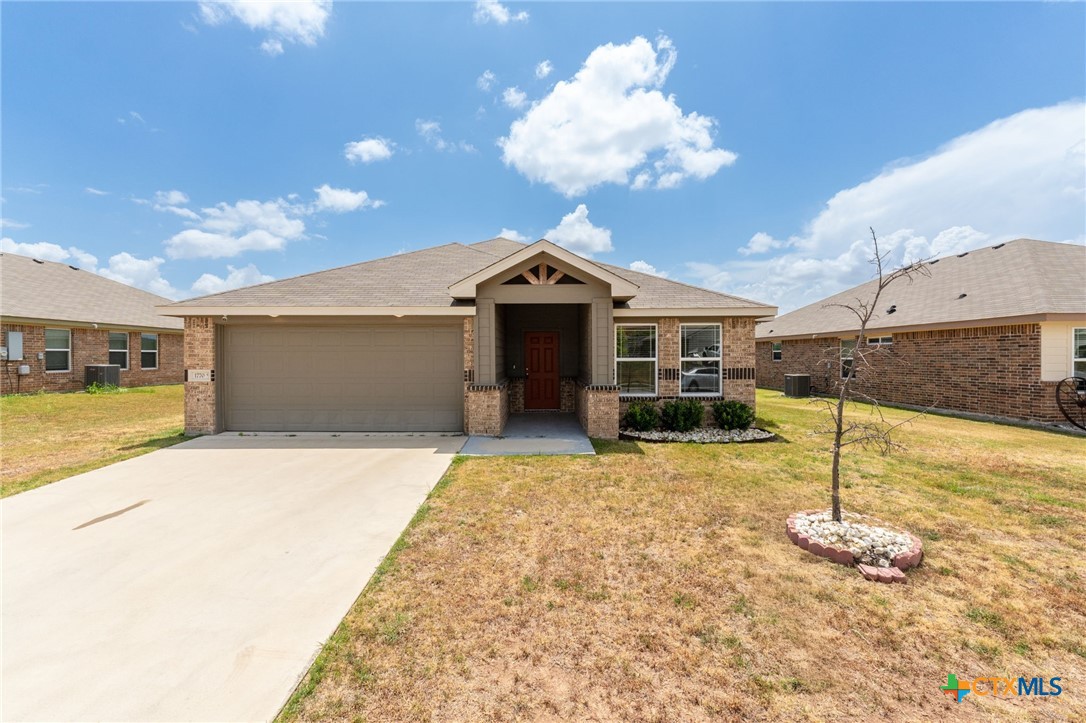 1770 Dryden Avenue Property Photo 4