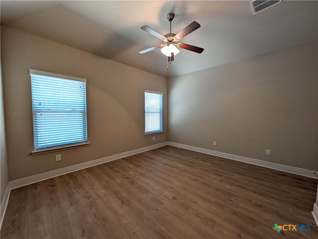 1205 Old Fm 306 Property Photo 15