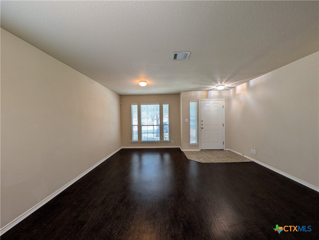 249 Val Verde Drive Property Photo 5