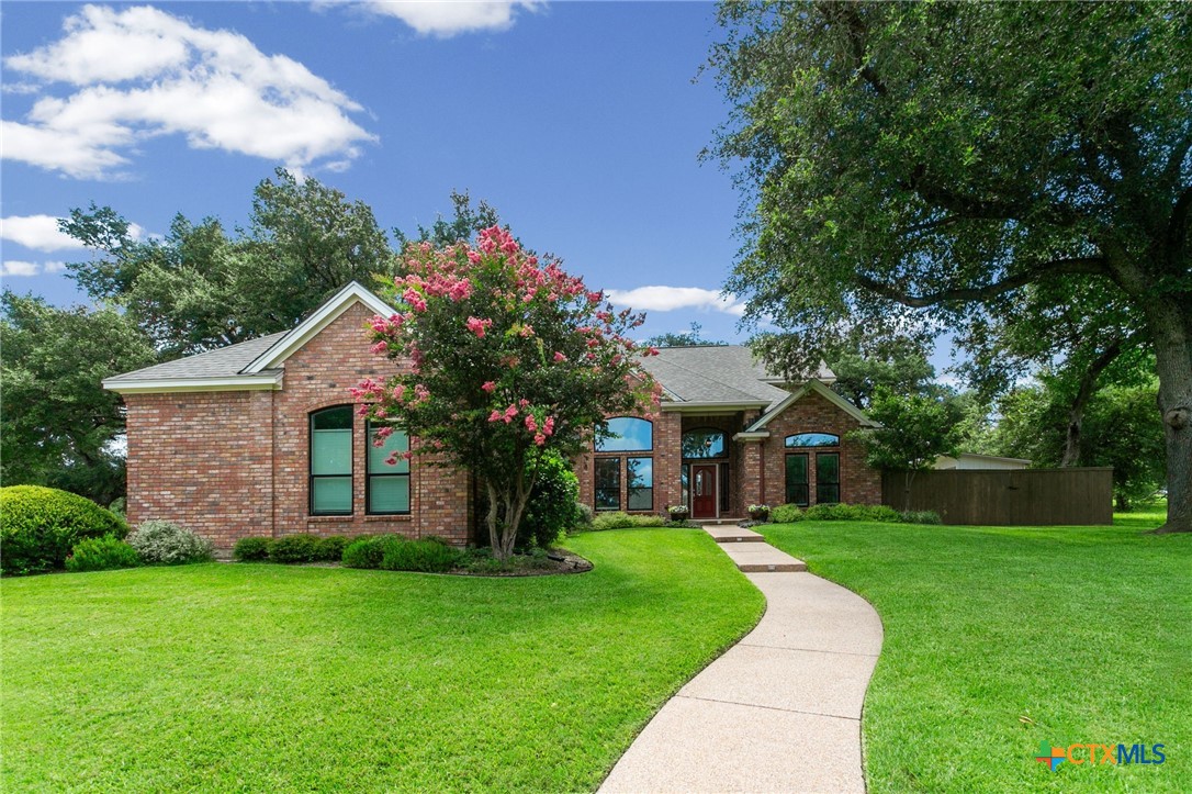 117 Twelve Oaks Drive Property Photo 1