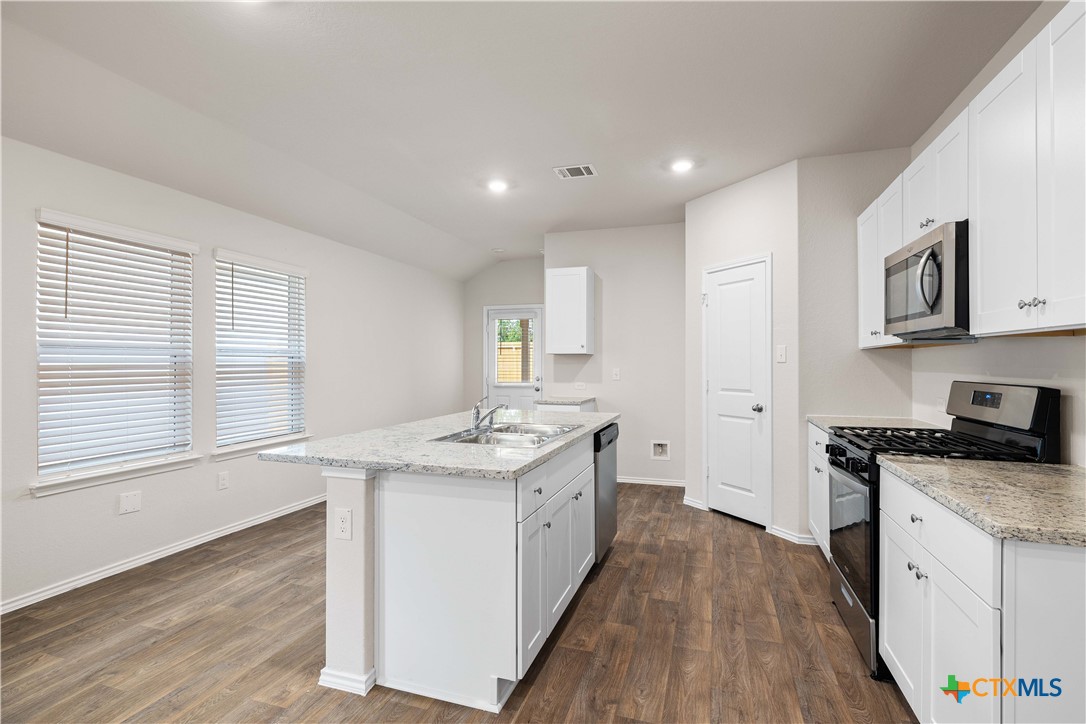 2881 Brogan Creek Property Photo 3