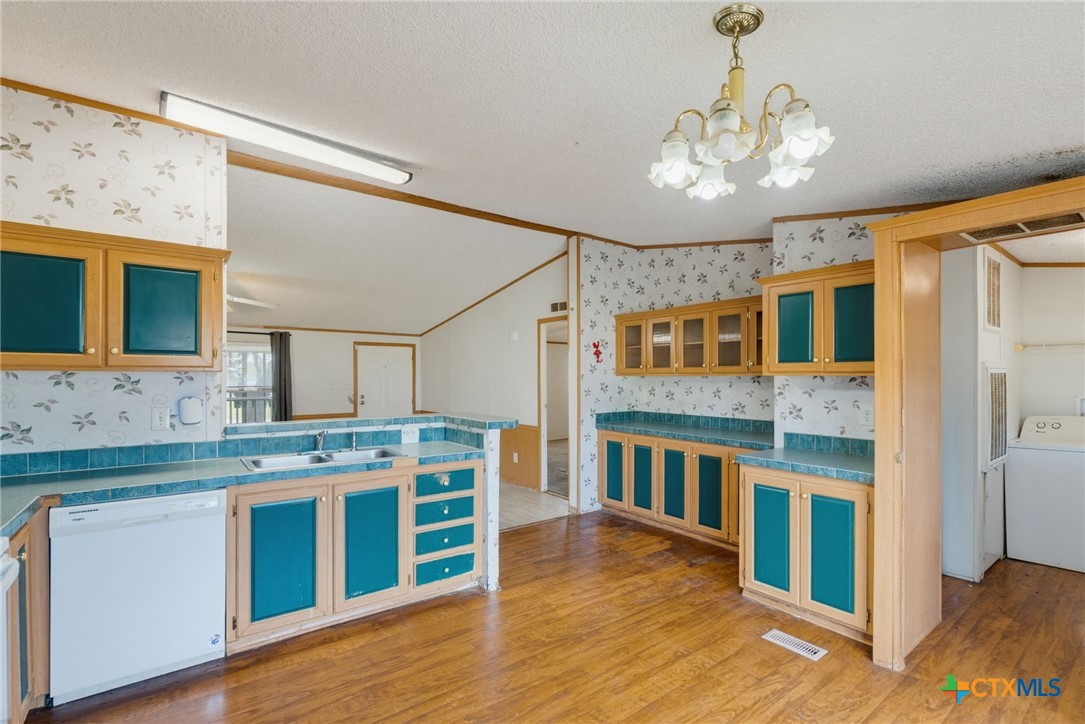 1506 Quail Point Drive Property Photo 10