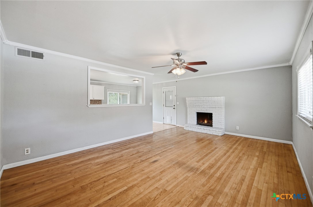 1032 S Mesquite Avenue Property Photo 5
