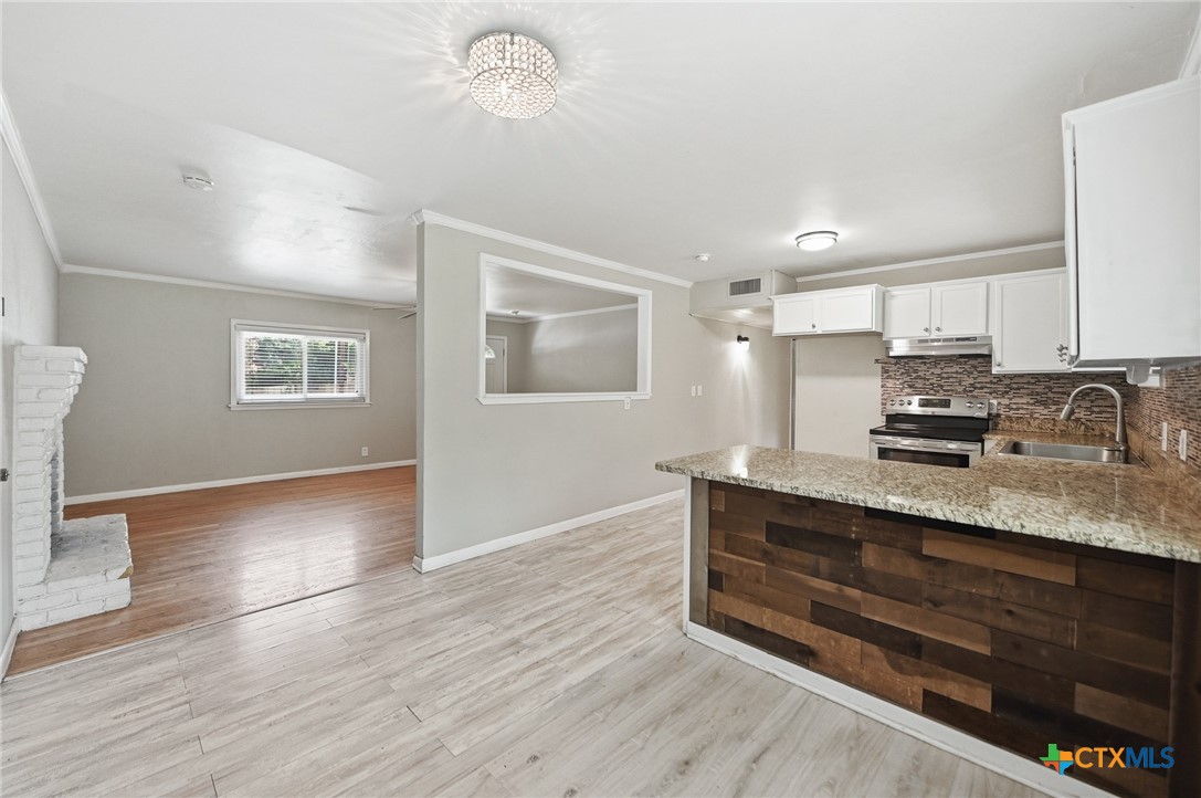 1032 S Mesquite Avenue Property Photo 13