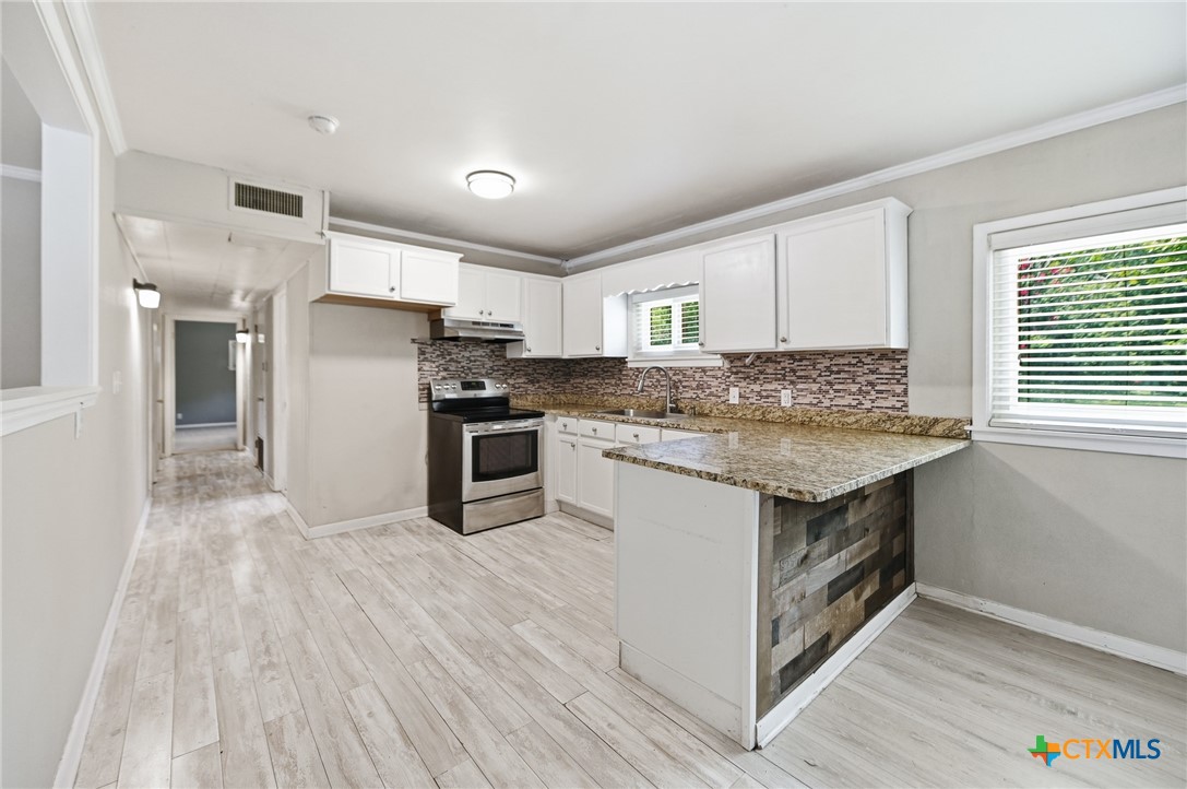 1032 S Mesquite Avenue Property Photo 14