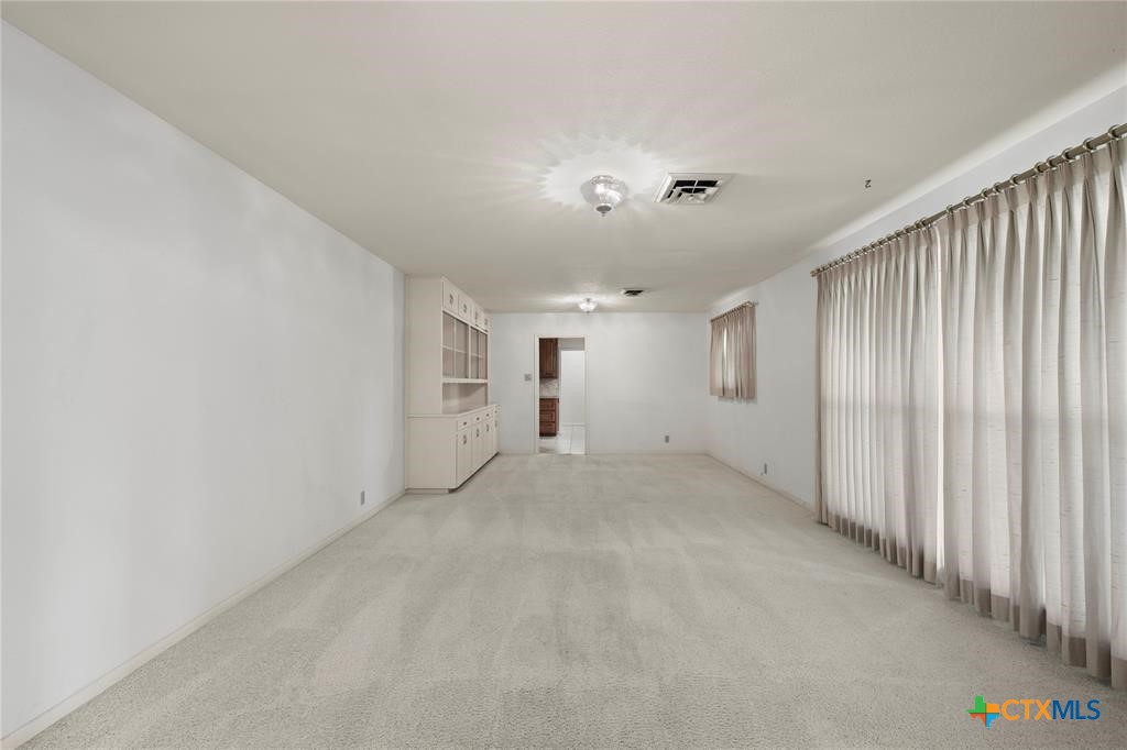 700 Shanklin Road Property Photo 32