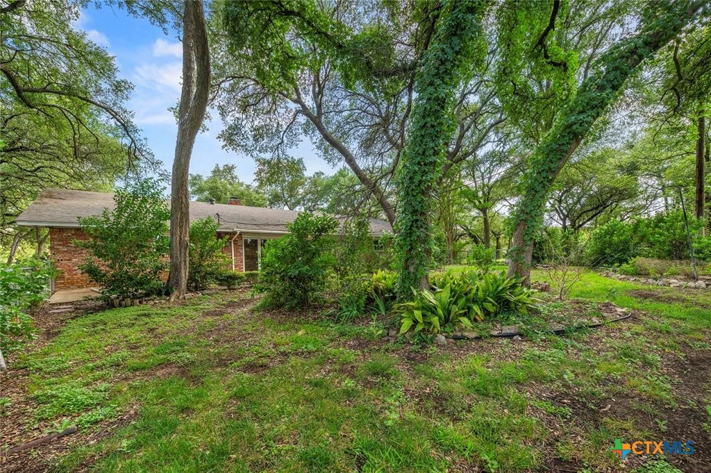 700 Shanklin Road Property Photo 37