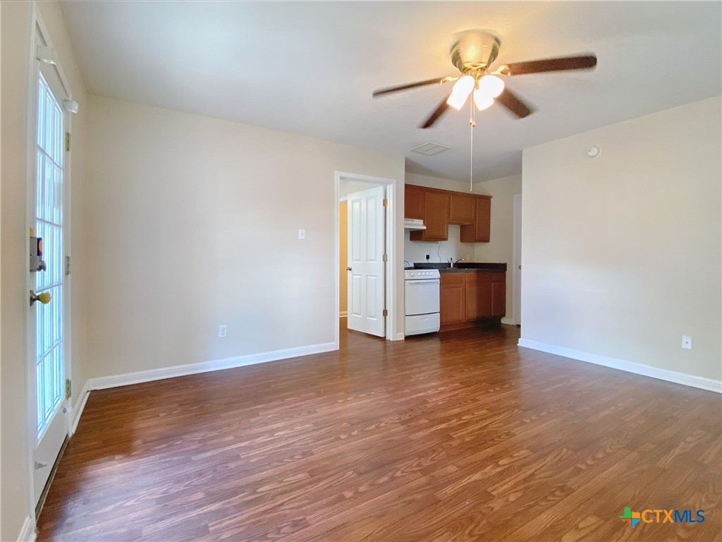 148 Rush Haven C Property Photo 10