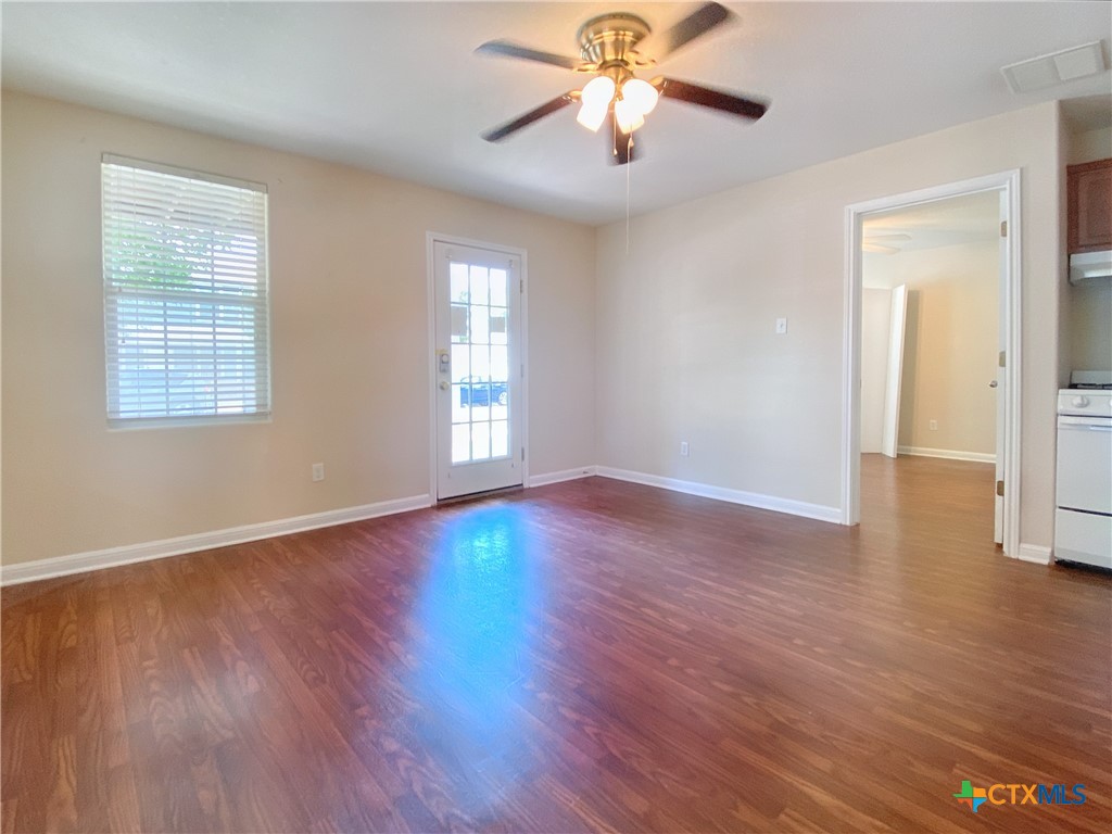 148 Rush Haven C Property Photo 11