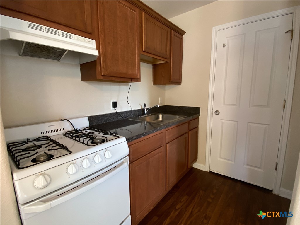 148 Rush Haven C Property Photo 13