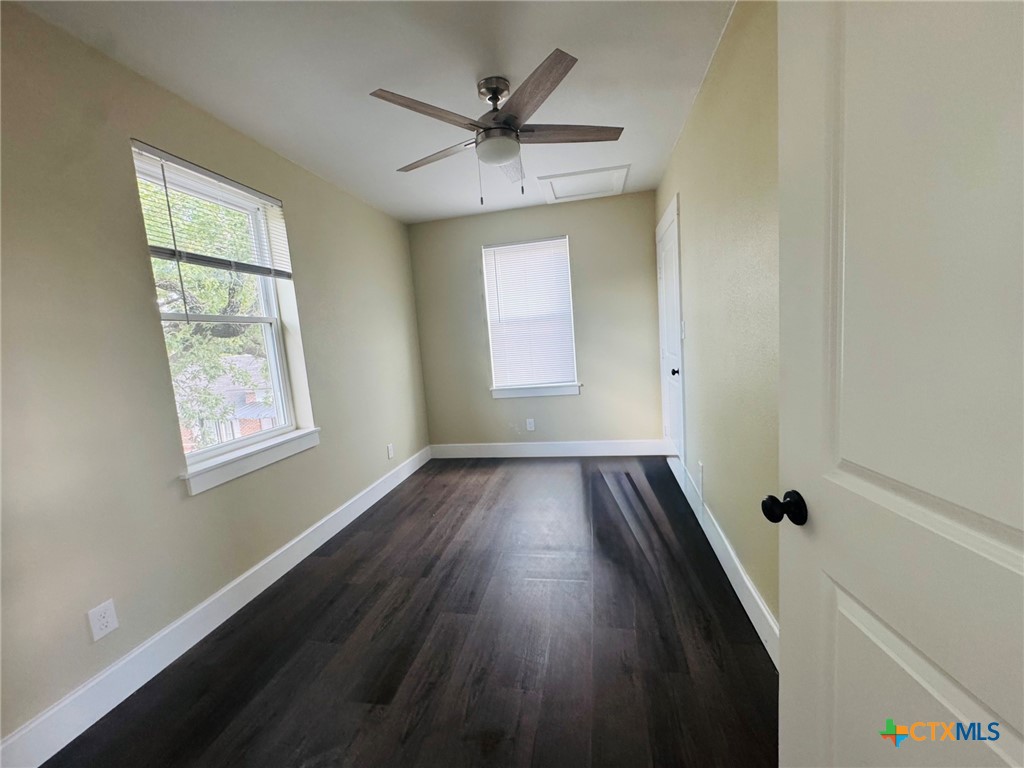 1012 E Main Street Property Photo 14