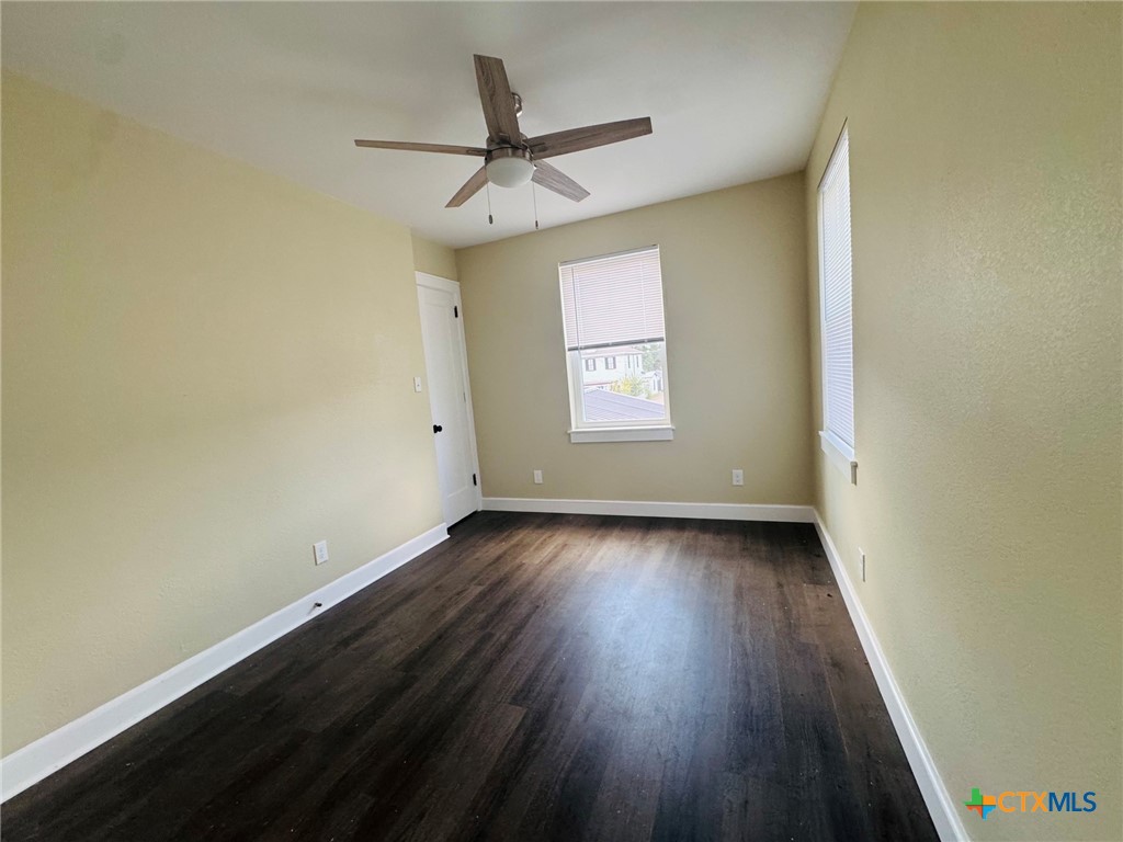 1012 E Main Street Property Photo 15