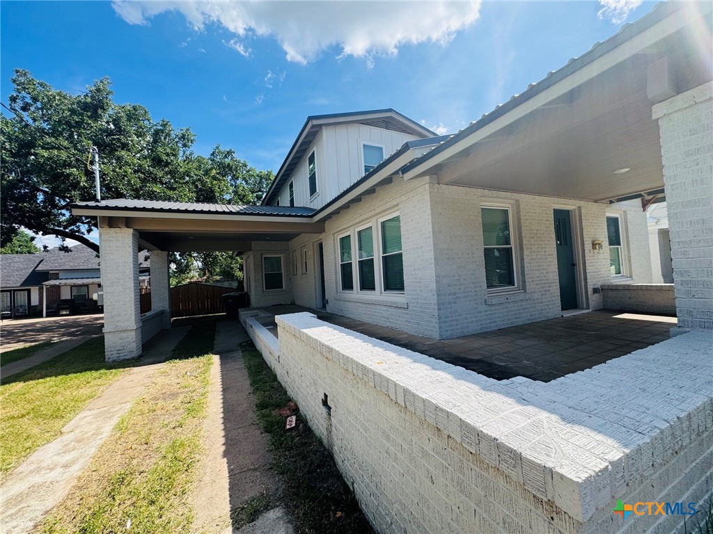 1012 E Main Street Property Photo 21