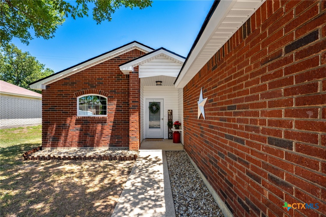 1710 Mattie Drive Property Photo 2