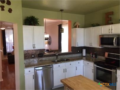 125 Michaelis A Property Photo 6