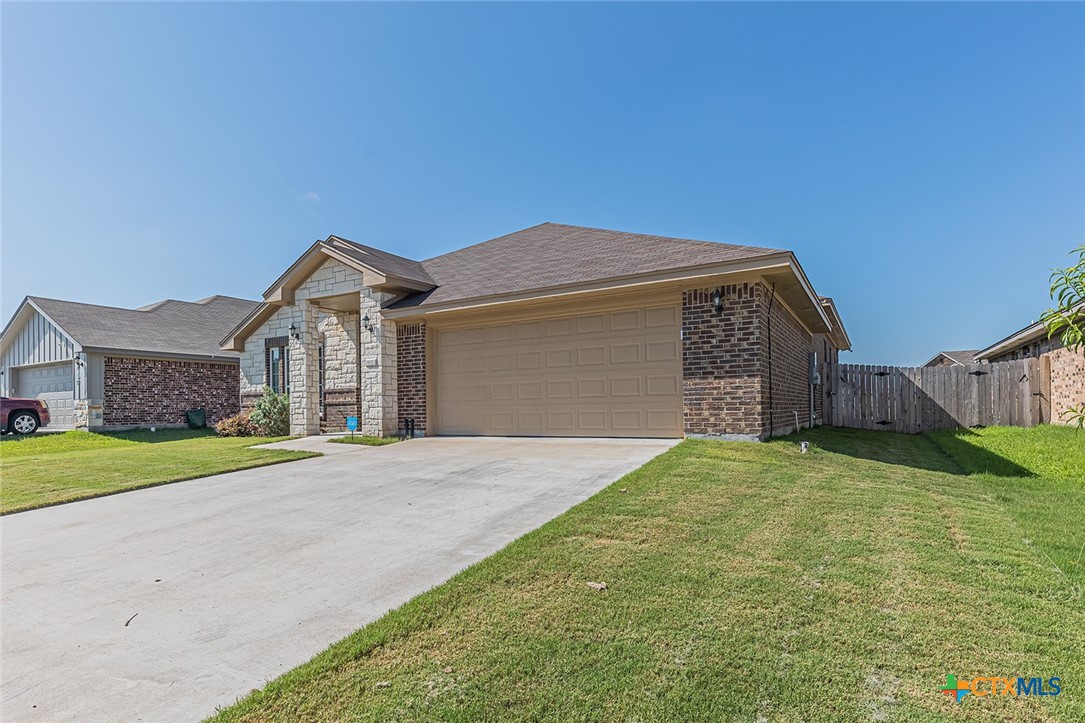 810 Earp Drive Property Photo 3