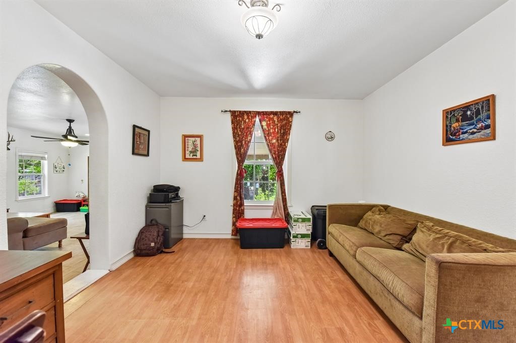 205 N Avenue E. Property Photo 11