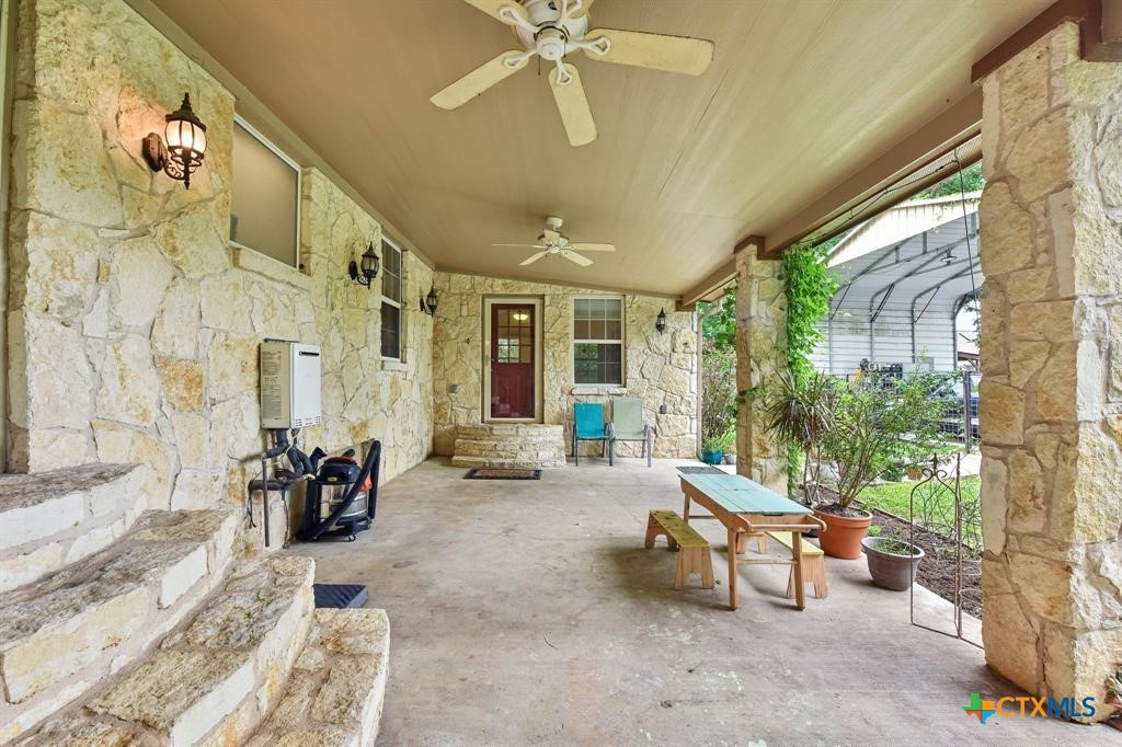 205 N Avenue E. Property Photo 26