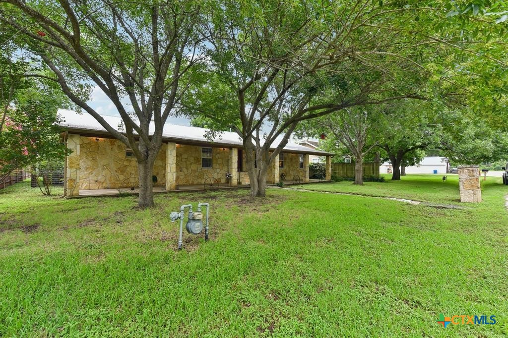 205 N Avenue E. Property Photo 35
