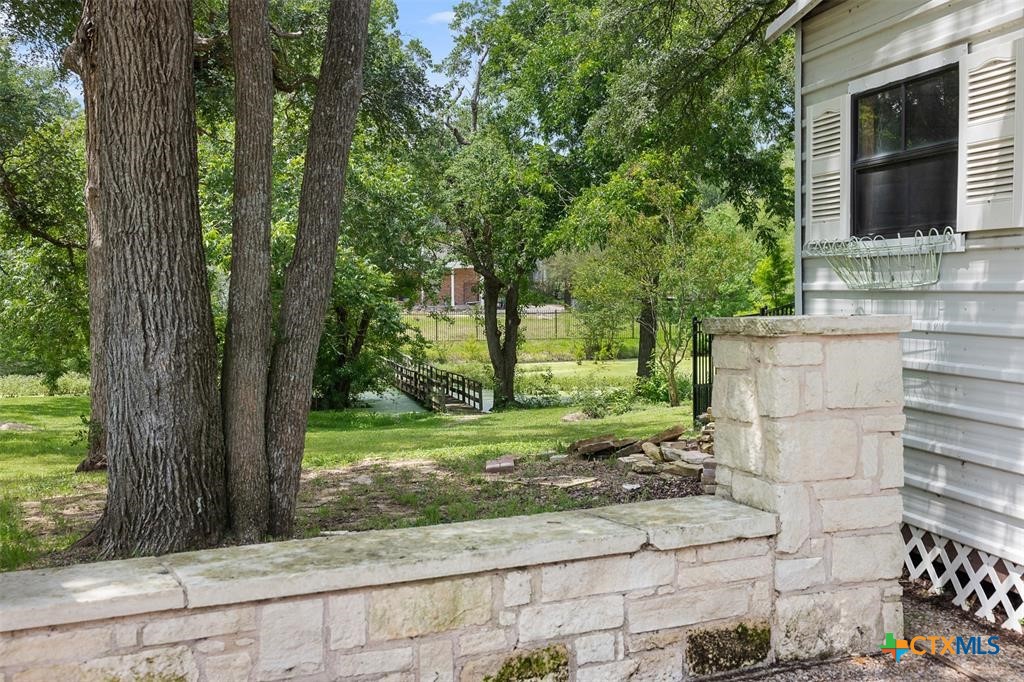 1102 N Avenue F Property Photo 39