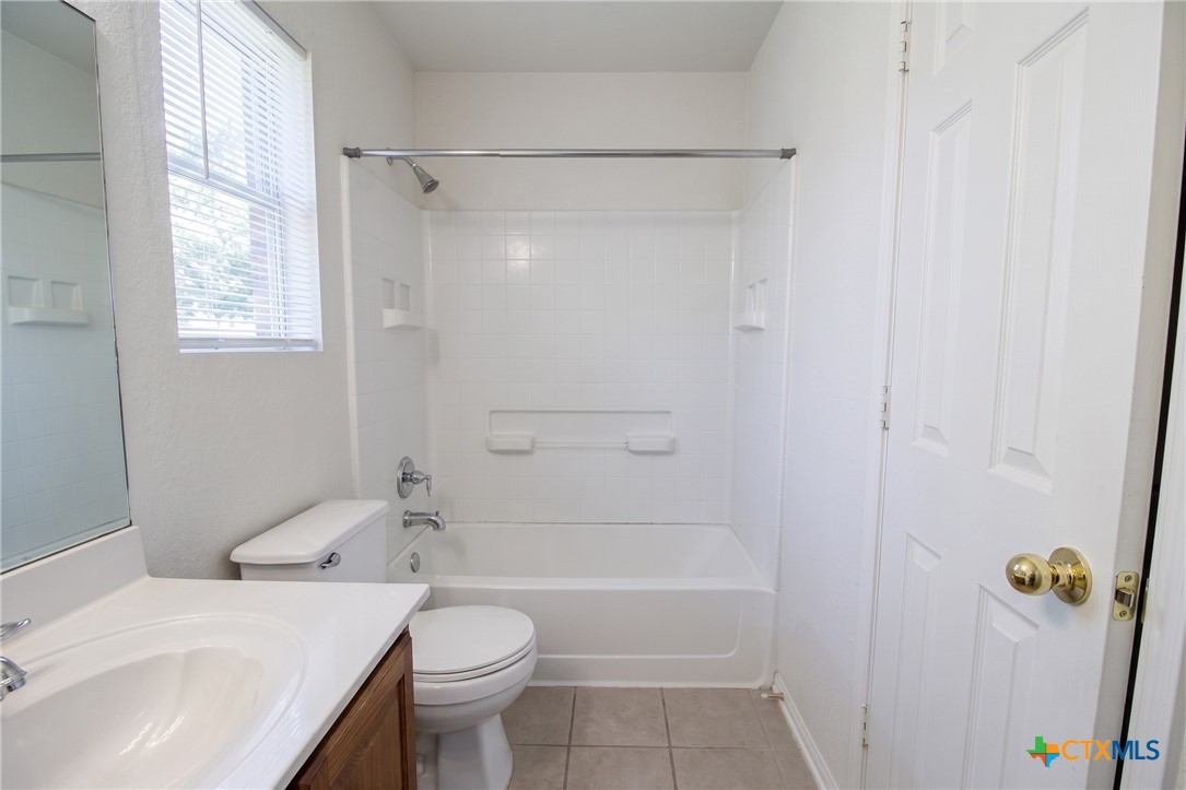 5611 Bertha Drive Property Photo 14