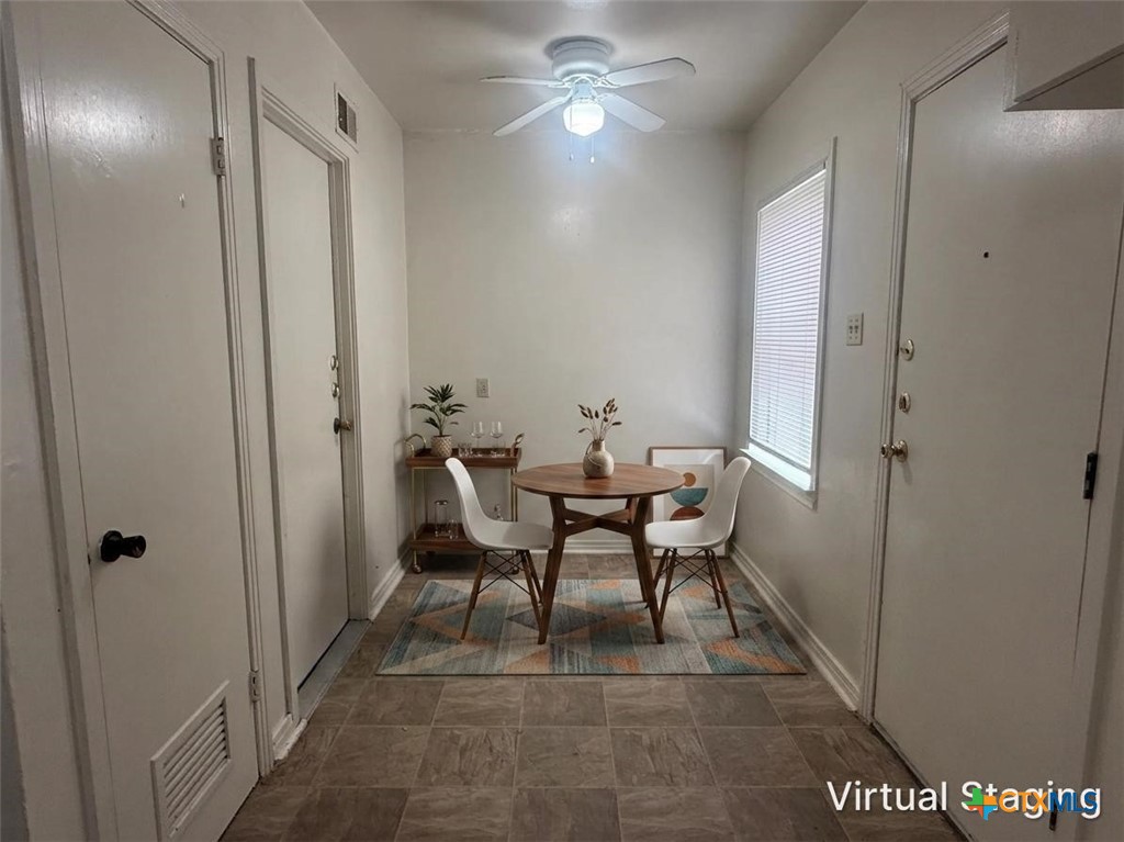 1405 E Avenue H Property Photo 9