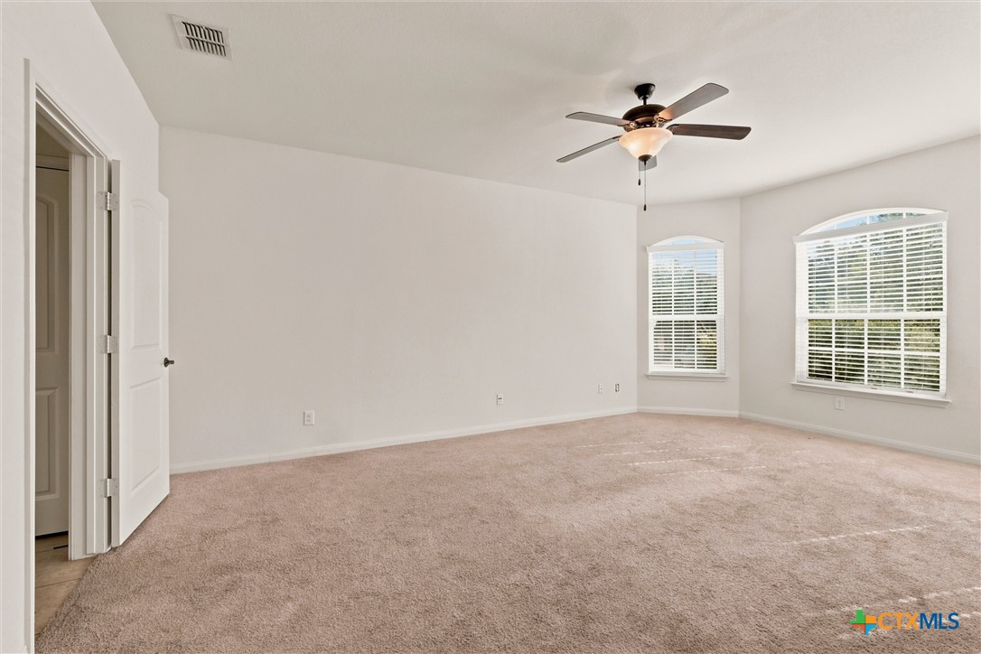 261 Primrose Way Property Photo 14
