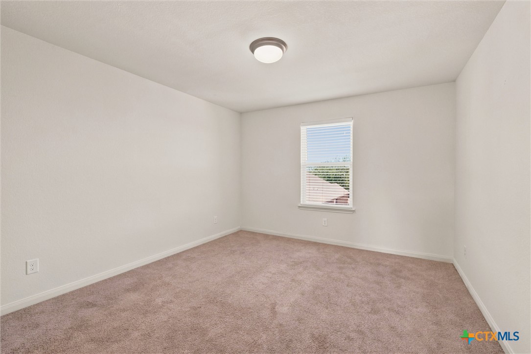 261 Primrose Way Property Photo 18