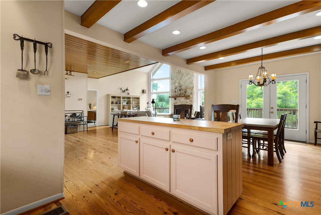 340 Rio Drive Property Photo 12