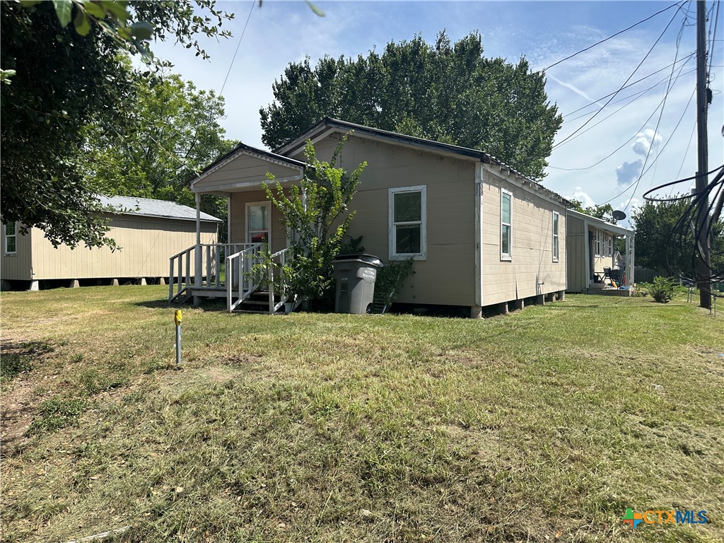 808 S Cameron Street Property Photo 2
