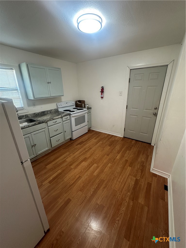 808 S Cameron Street Property Photo 3