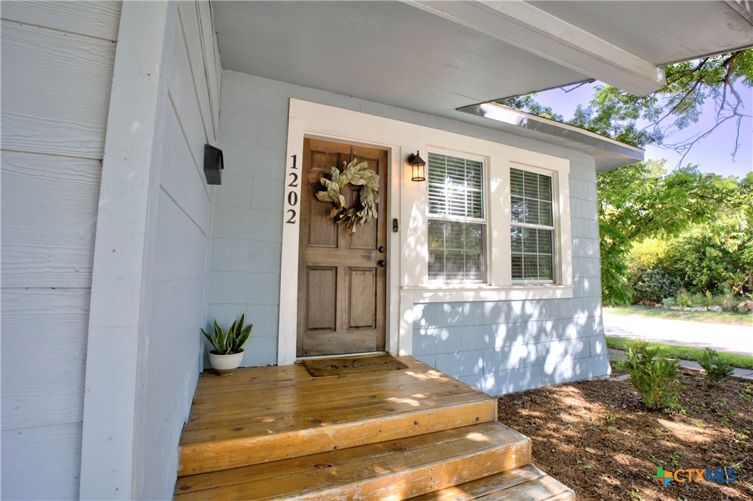 1202 S 37th Street Property Photo 3