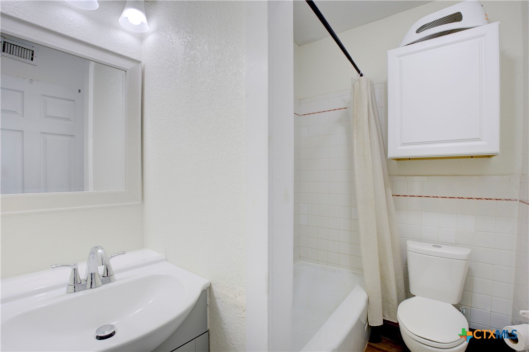1202 S 37th Street Property Photo 14
