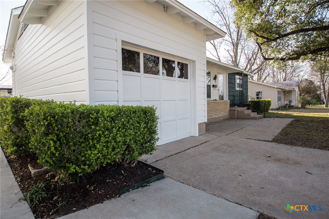 2019 S 9th Street Property Photo 4