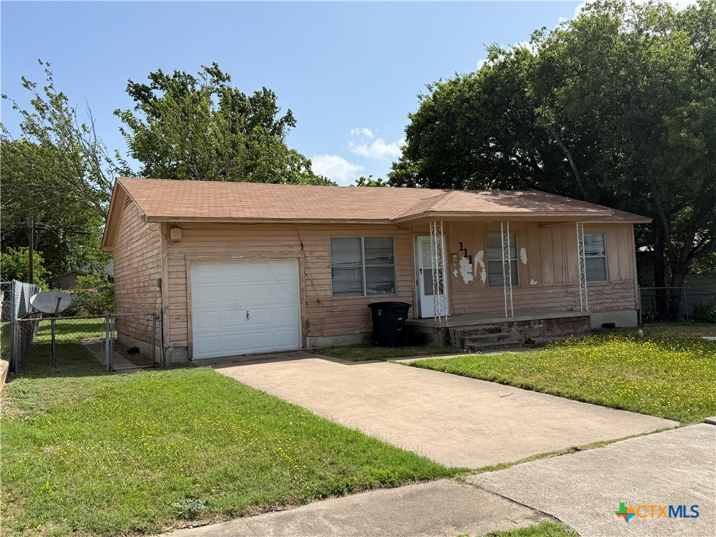 111 W Vardeman Avenue Property Photo 1