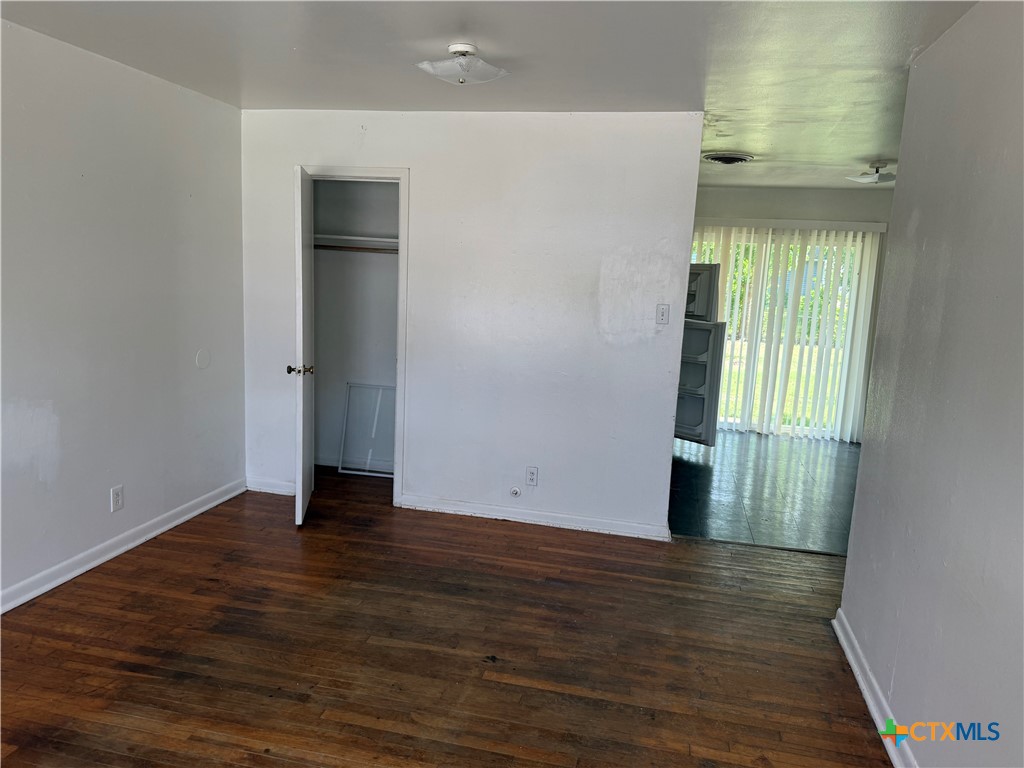 111 W Vardeman Avenue Property Photo 6