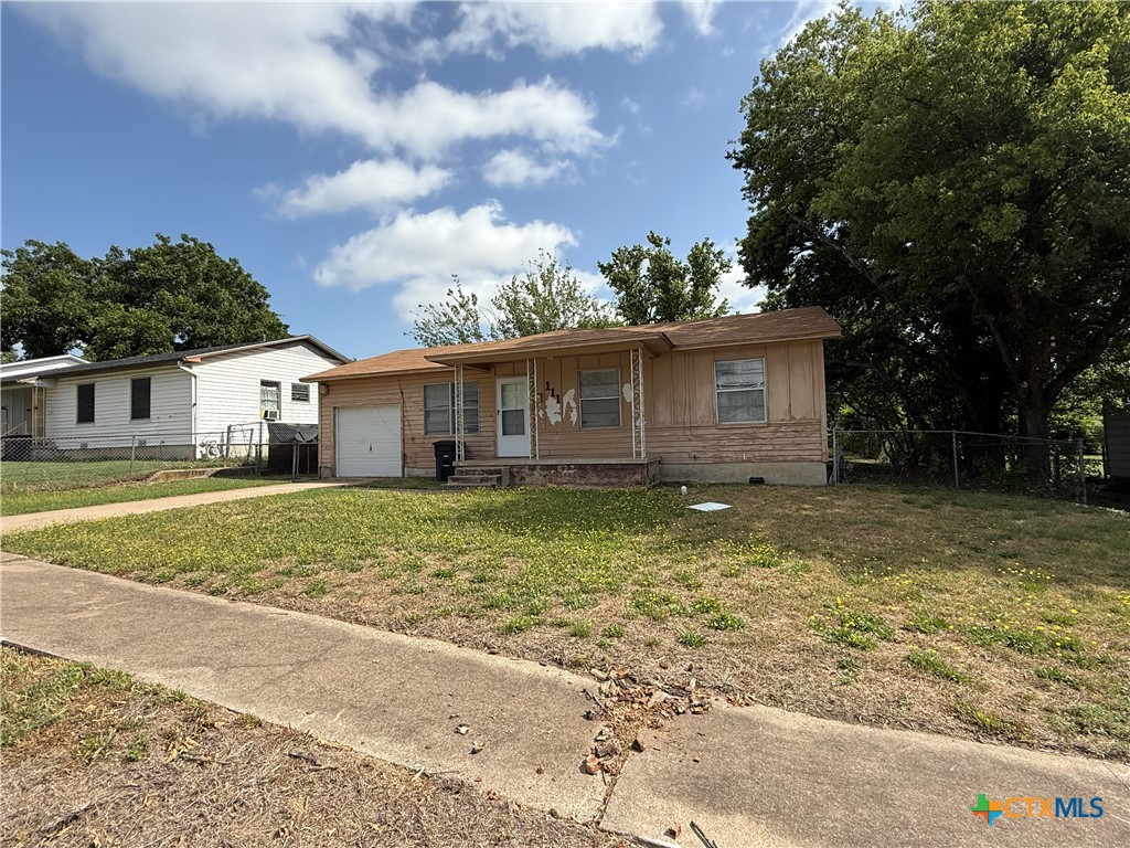 111 W Vardeman Avenue Property Photo 11