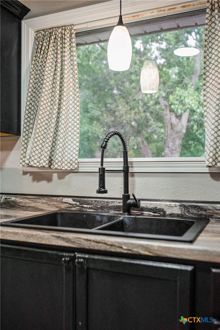 115 Burnet Street Property Photo 8