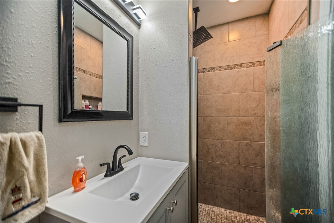 115 Burnet Street Property Photo 19