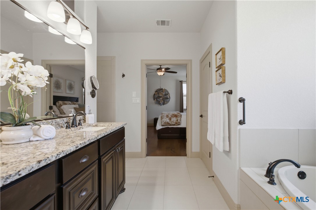 224 Whitney Woods Circle Property Photo 27