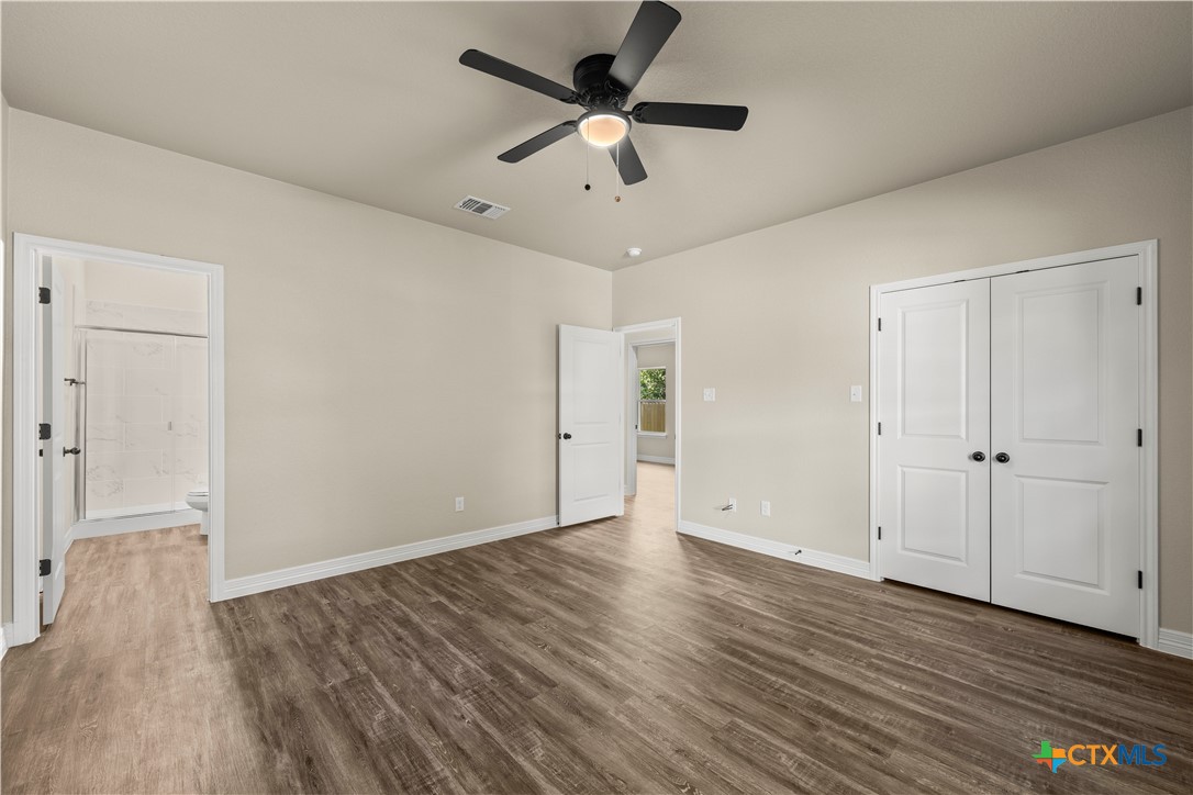 502 S Harley Drive Property Photo 11