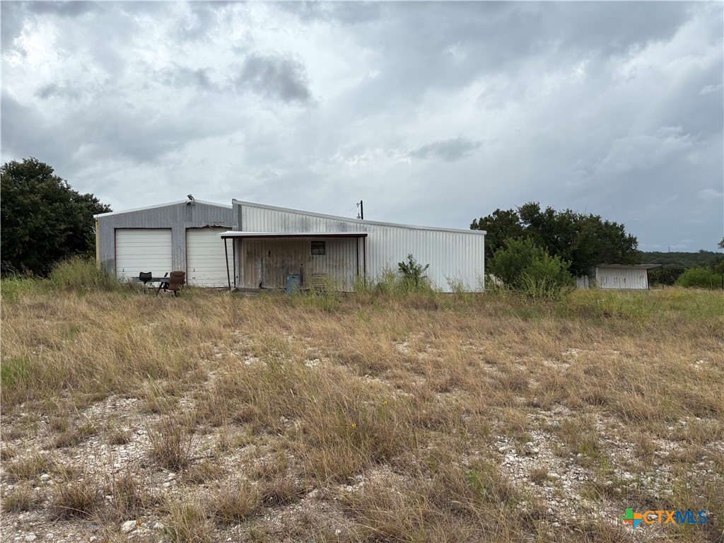 3550 N Us Highway 281 Property Photo 5
