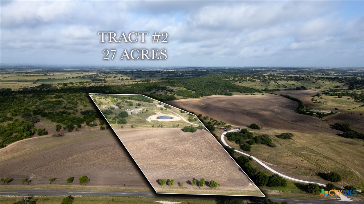 102 Fm-1047 Property Photo 4