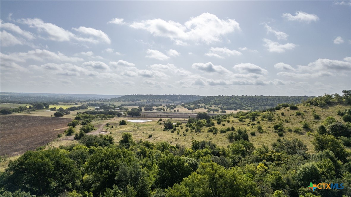102 Fm-1047 Property Photo 15