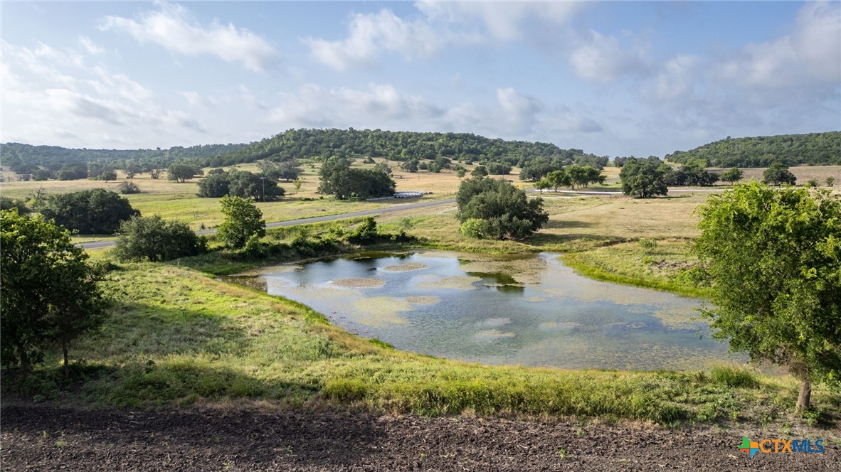 103 Fm-1047 Property Photo 1