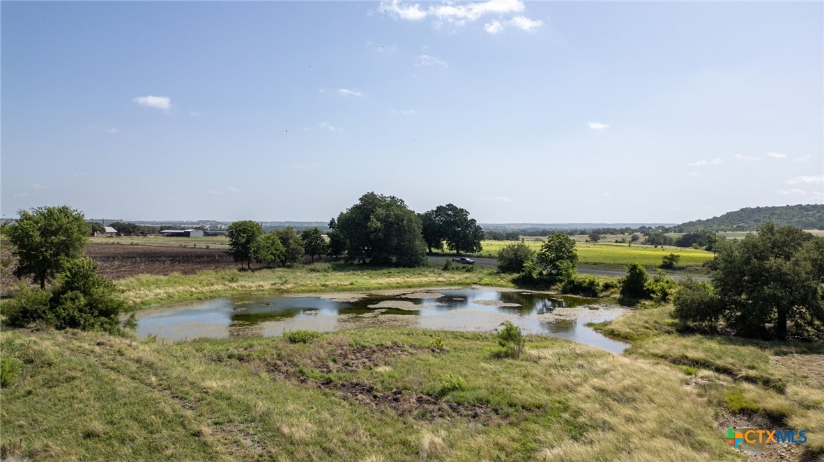 103 Fm-1047 Property Photo 3