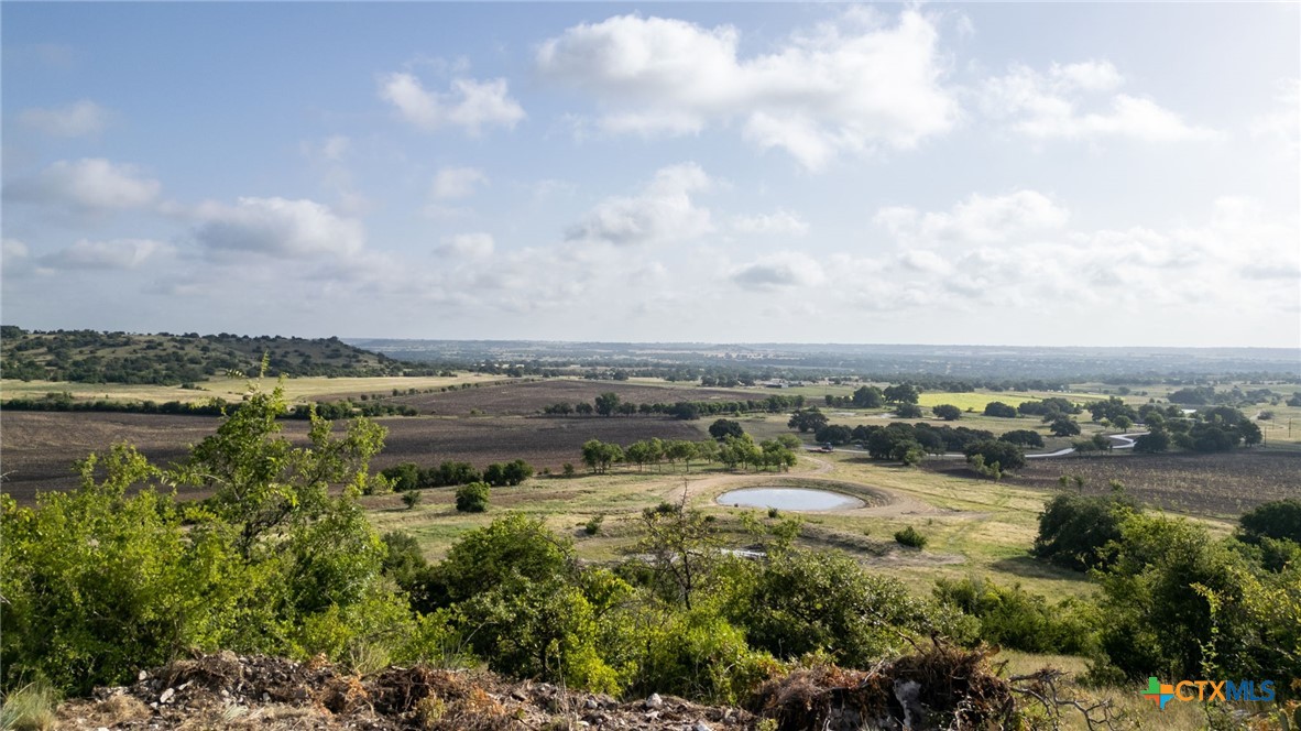 103 Fm-1047 Property Photo 9