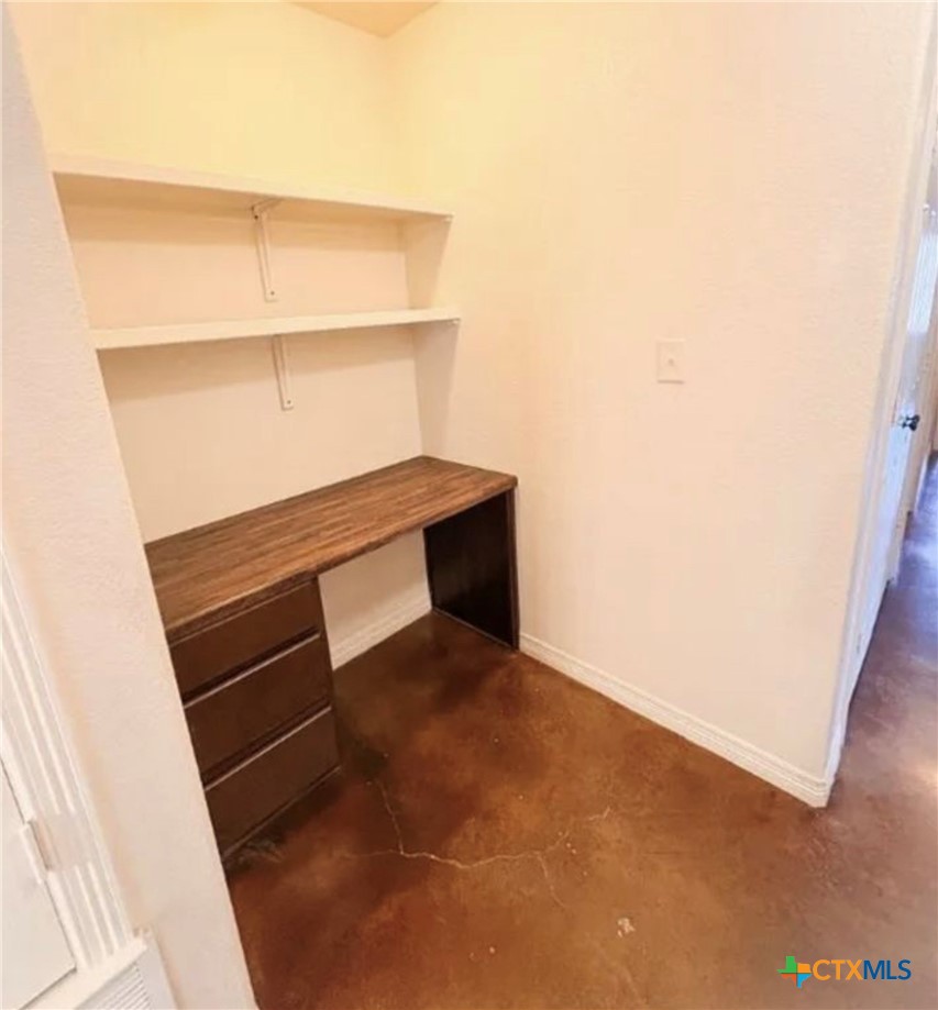 614 Karey Drive B Property Photo 6