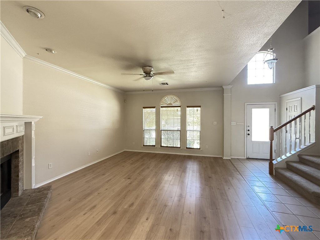 109 Mission Drive Property Photo 6